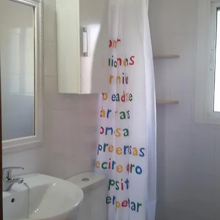 Loft Ajardinado En Roche Conil بيت للعطل