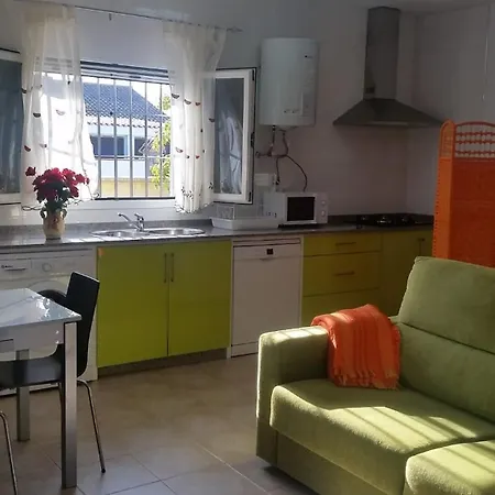 Loft Ajardinado En Roche Conil بيت للعطل