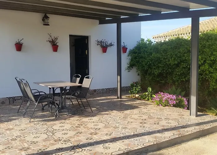 Loft Ajardinado En Roche Conil بيت للعطل *